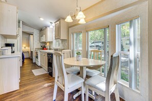 House (1 Bedroom) | Interior