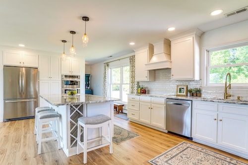 Shenandoah Valley Riverside Retreat Near Wineries