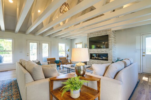 Shenandoah Valley Riverside Retreat Near Wineries