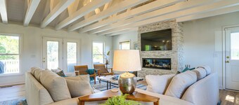 Shenandoah Valley Riverside Retreat Near Wineries