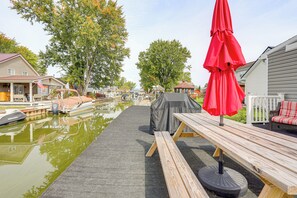 House (2 Bedrooms) | Interior - Dock, Deck & Fire Pit! Chautauqua Lake Retreat (Ashville)