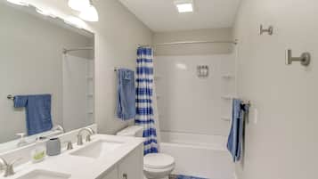 Rumah (4 Bedrooms) | Interior