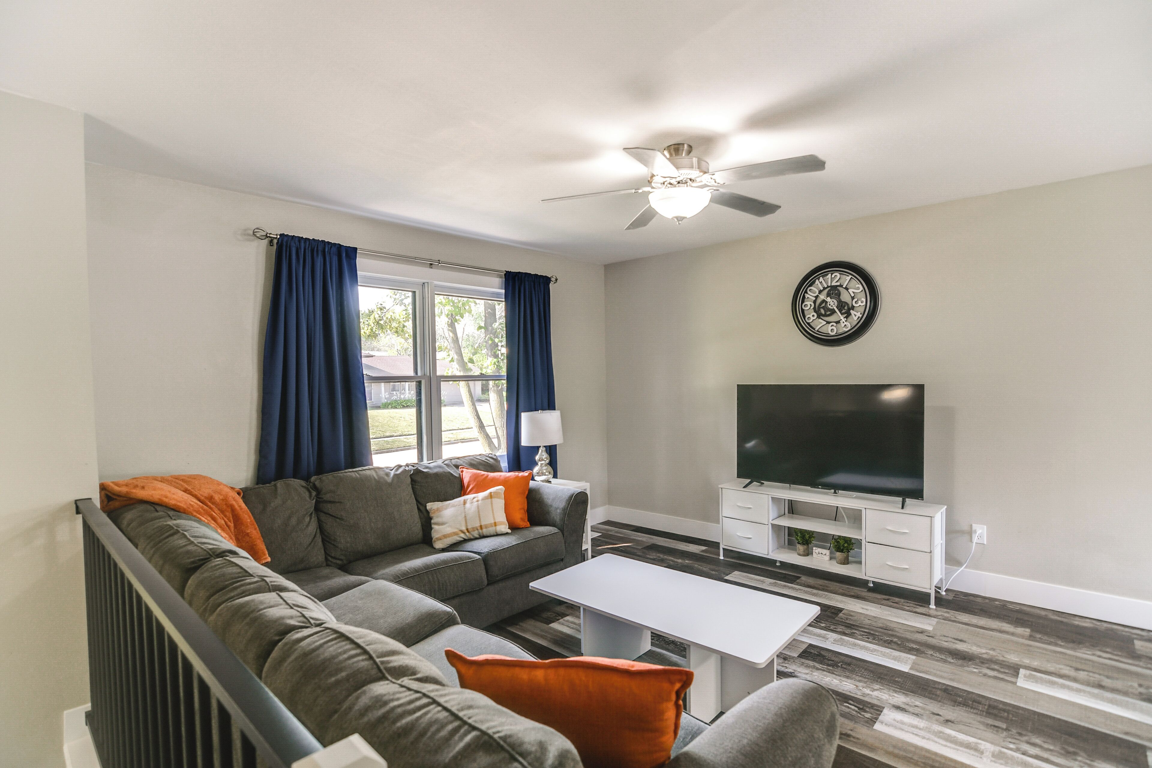 House (4 Bedrooms) | Front of property