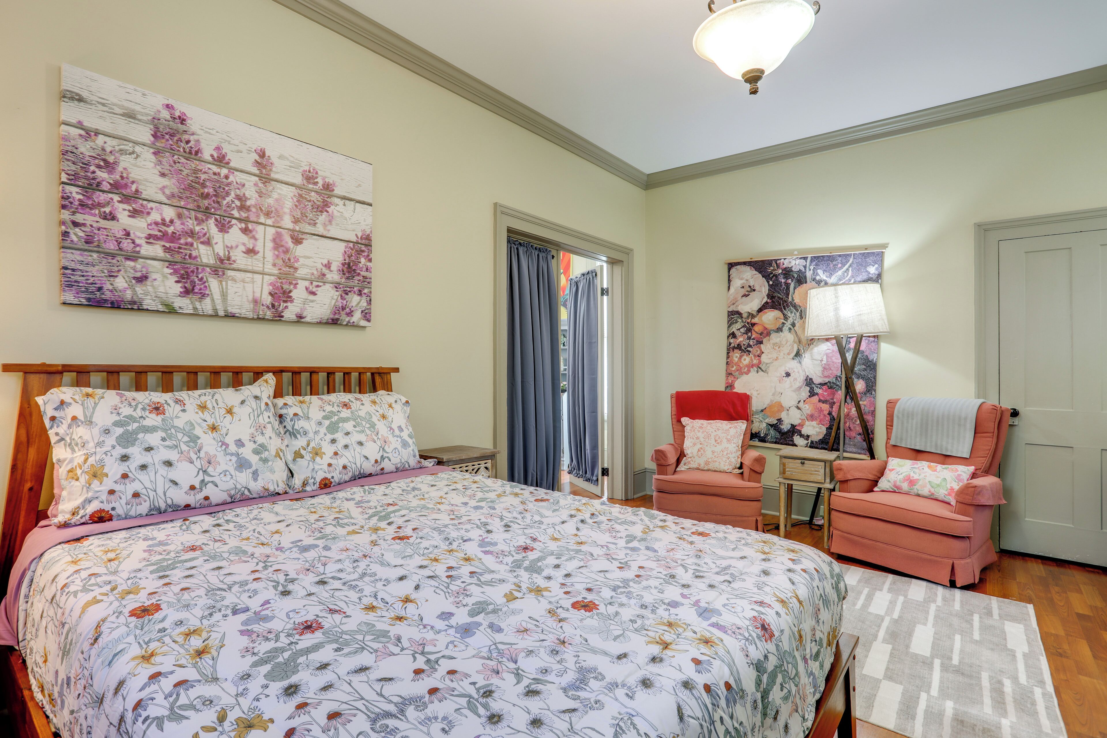 المنشأة من الداخل