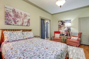 Interior - Historic Home on French Creek - 2 Blocks to Dtwn (Franklin)