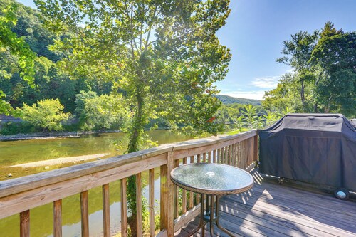 Historic Home on French Creek - 2 Blocks to Dtwn
