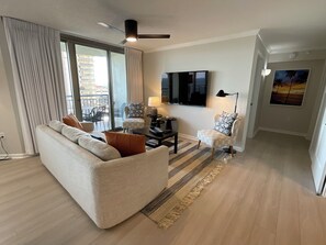 Smart-tv, bordfodbold, bordtennisbord