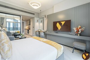 Luxury Apartment, Balcony, City View | Iron/ironing board, free WiFi