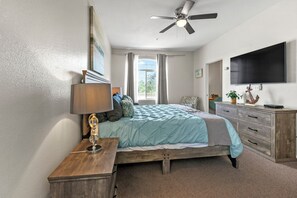 1 غرفة نوم ومكتب ومكواة/لوح كي وواي فاي مجانًا