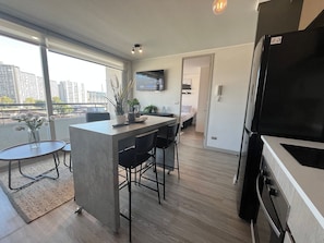 Apartment | Eigene Küche | Ofen, Kochgeschirr/Geschirr/Besteck