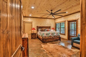 5 bedrooms, iron/ironing board, WiFi