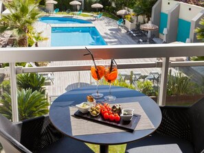 House | Balcony