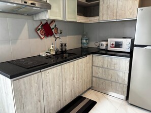 Microwave, stovetop