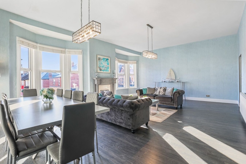 Spacious Coastal Apartment - Tynemouth