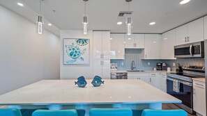 Condo, 1 Bedroom | Private kitchen | Fridge, oven, coffee/tea maker, toaster