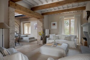 Villa | 6 bedrooms - Il Mandorlo by Boutique (San Quirico d'Orcia)