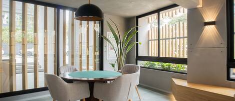 Apartment | 2 bedrooms, Internet