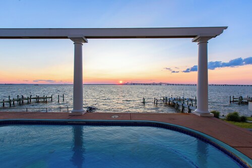 Kent Island Waterfront Retreat