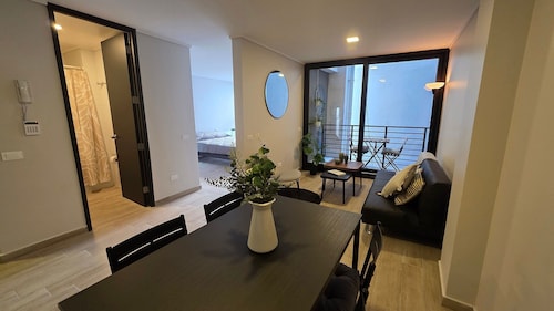 Oceana Suites El Marquez