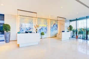 House | Reception - Sunday Hotel & Residences Gurugram (Gurugram)