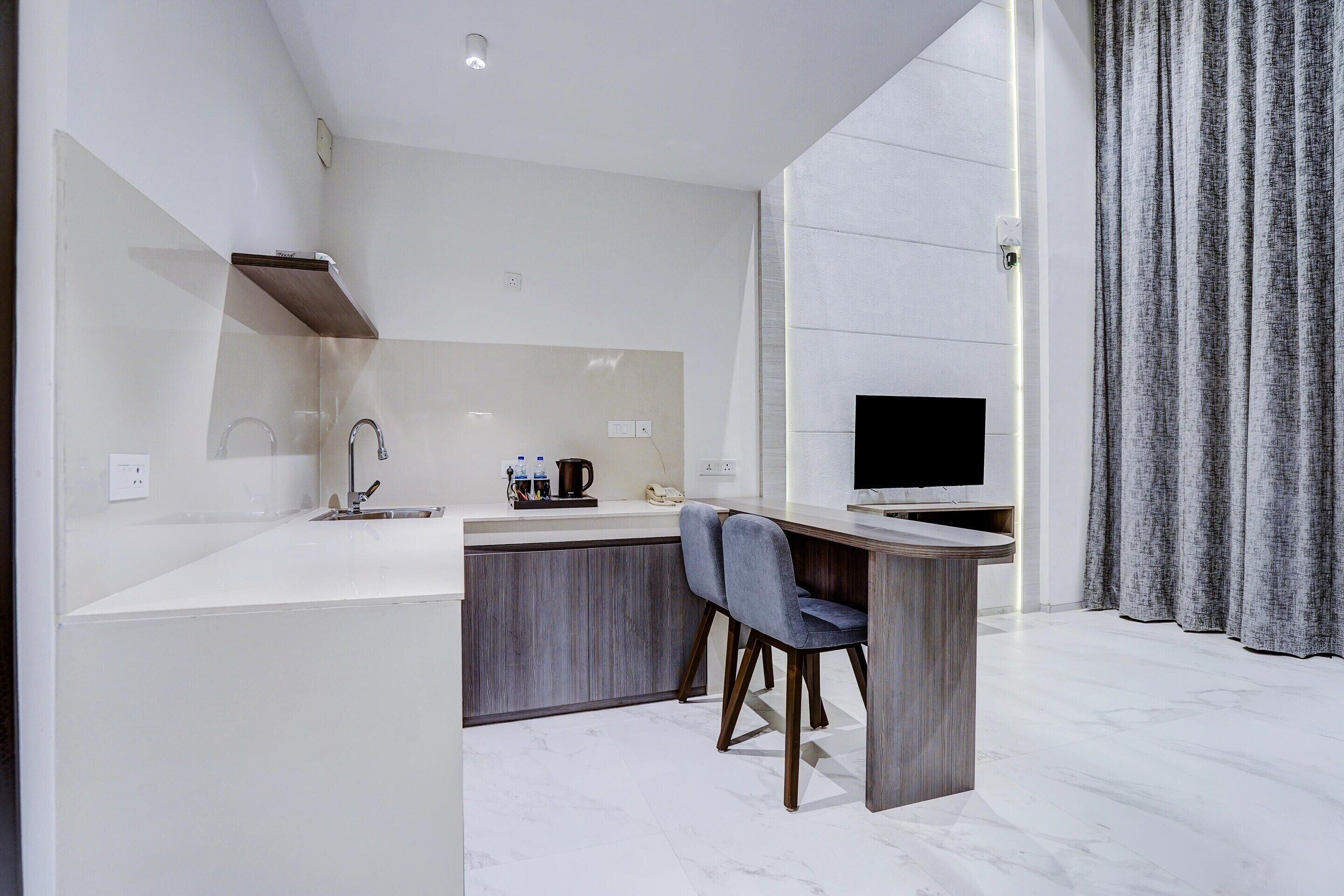 House | 1 bedroom, laptop workspace