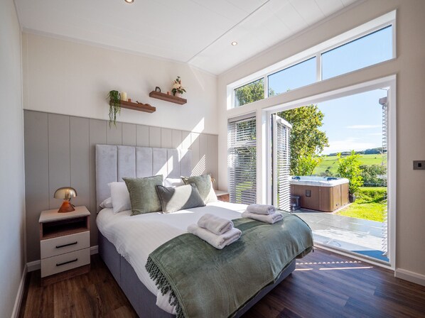 3 chambres, fer et planche à repasser, Wi-Fi gratuit, draps fournis