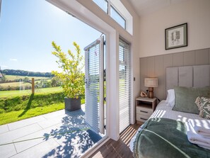 3 chambres, fer et planche à repasser, Wi-Fi gratuit, draps fournis
