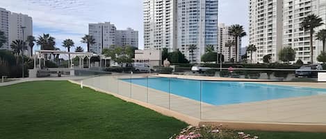 Apartment | Pool | Seasonal outdoor pool