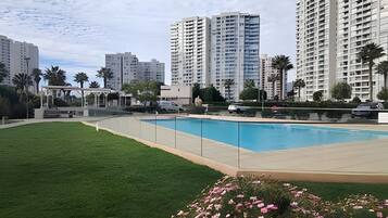 Apartment | Pool | Seasonal outdoor pool