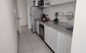 Apartment | Private kitchen - Oceana Suites Marina Costa I (Coquimbo)