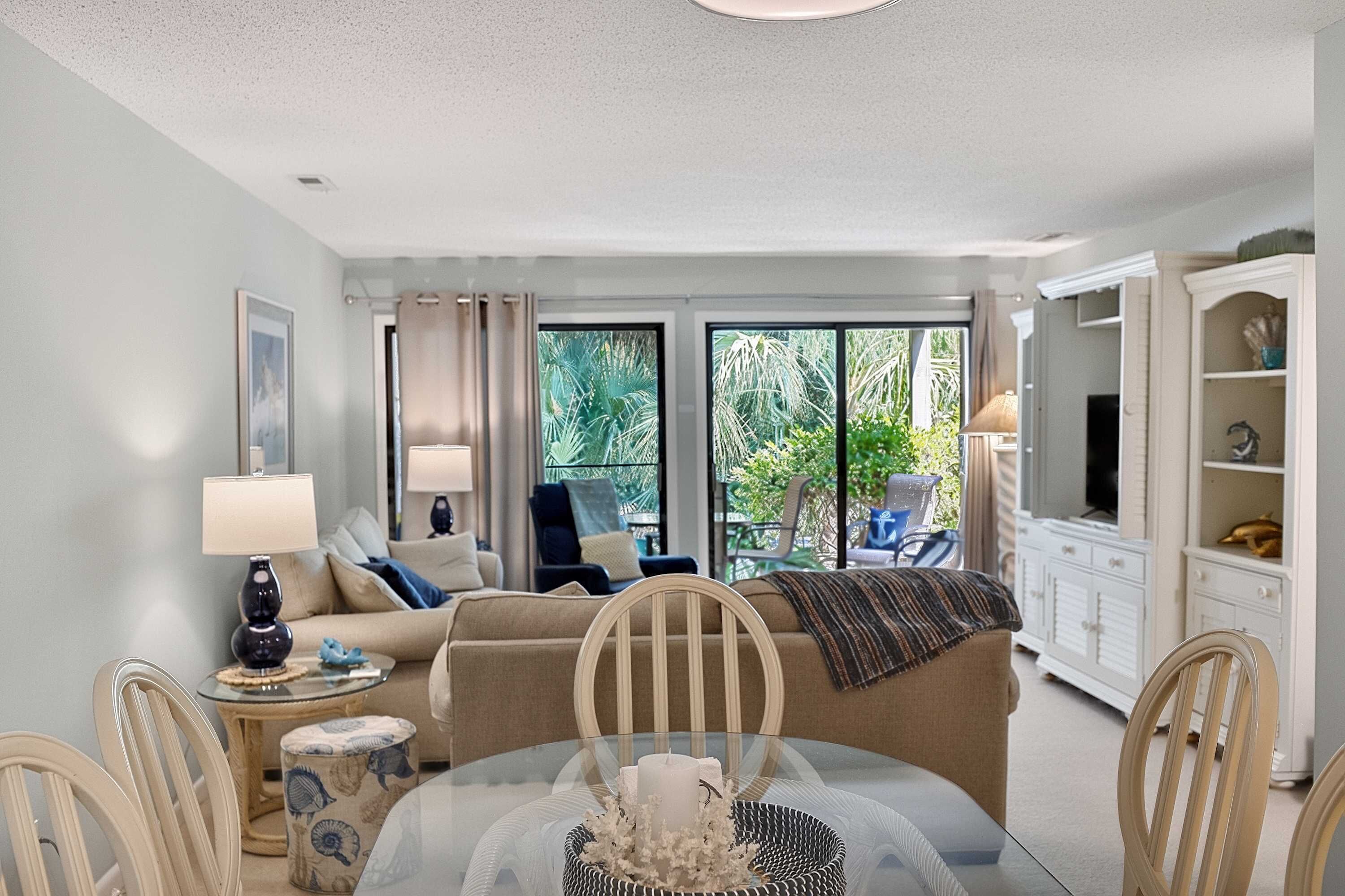 Fernseher, Stereoanlage