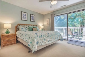 2 bedrooms, iron/ironing board, WiFi, bed sheets - 2BR 2.5BA Shipyard Condo • Walk to Beach • Sleep 6 (Hilton Head Island)