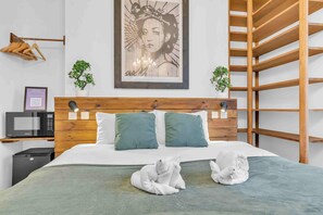 2 chambres, fer et planche à repasser, accès au Wi-Fi (inclus)