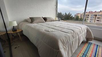 Apartament Comfort, balcó, vistes a la ciutat