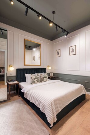 2 makuuhuonetta, silitysrauta/-lauta, vauvan matkasänky, Wi-Fi