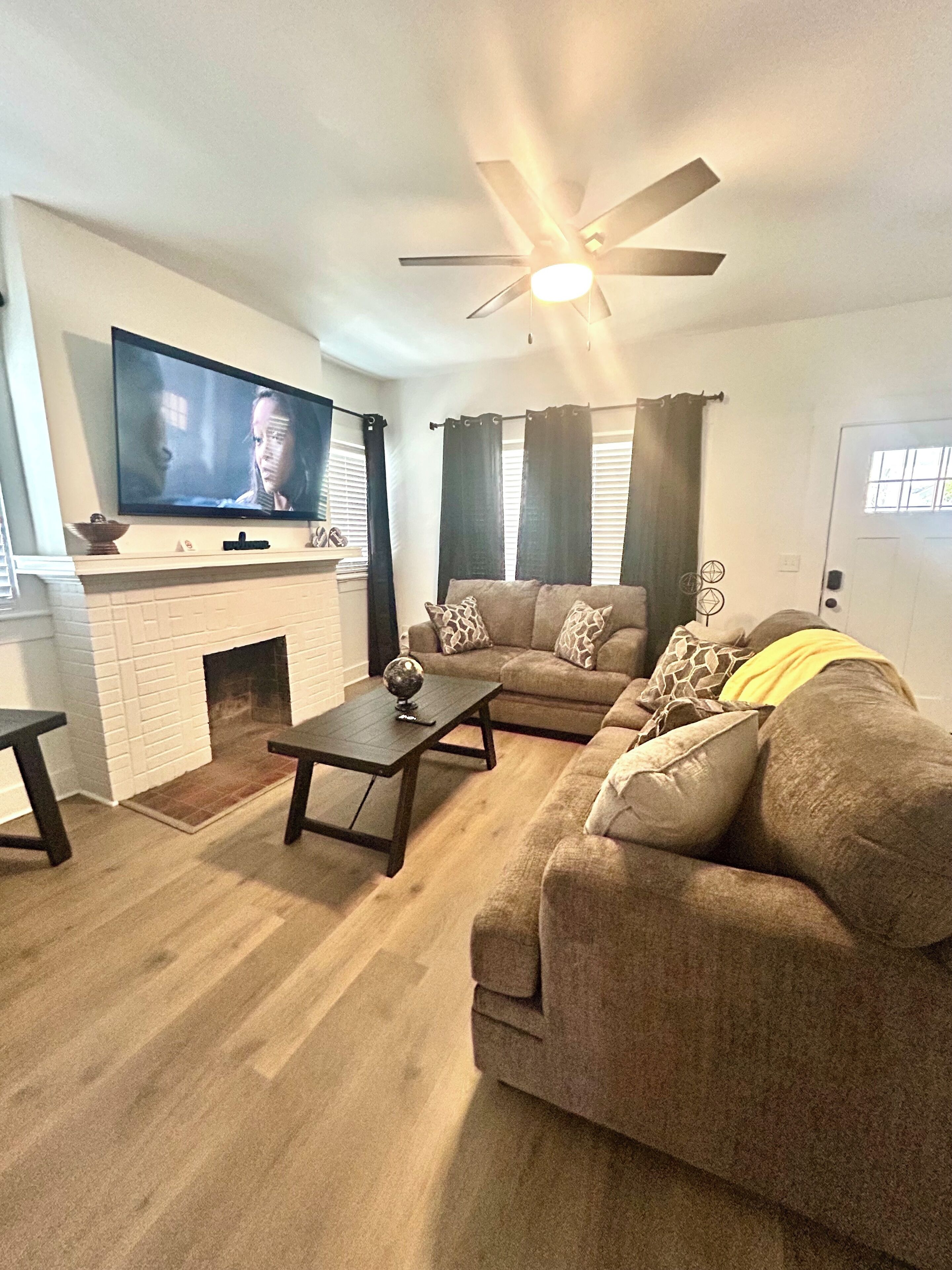 تلفزيون ذكي