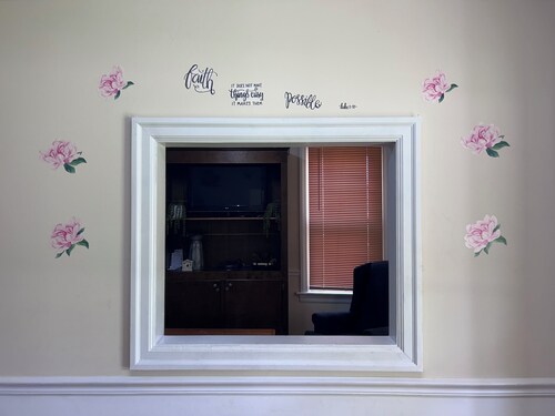 Wonderful 2-bedroom house charming ranch style home