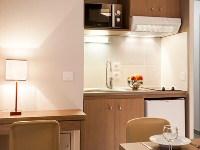 Comfort Triple Room Near Geneva