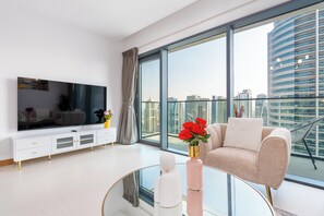 Living area - 2803 · Modern Marina View Luxury Escape (Dubai)