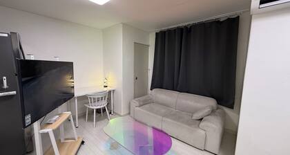 Gangnam Cozy Home - Walk to COEX & City Views