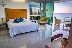 5 bedrooms, in-room safe, WiFi, bed sheets