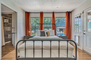 3 dormitorios, tabla de planchar con plancha, wifi y ropa de cama