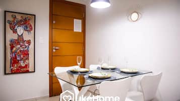 Classic Apartment, City View | Living area