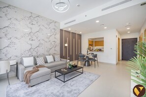 Apartment, Balcony, Canal View | Iron/ironing board, cribs/infant beds, free WiFi, bed sheets