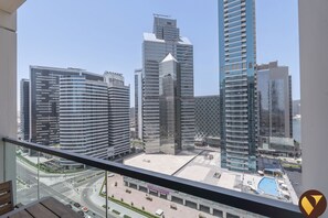 Apartment, Balcony, Canal View | Iron/ironing board, cribs/infant beds, free WiFi, bed sheets