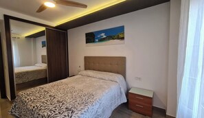 2 makuuhuonetta, silitysrauta/-lauta, internet, vuodevaatteet