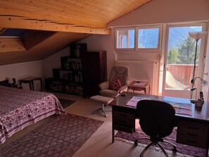 3 dormitorios, tabla de planchar con plancha, wifi y ropa de cama