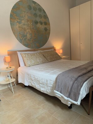 1 chambre, bureau, Wi-Fi gratuit, draps fournis