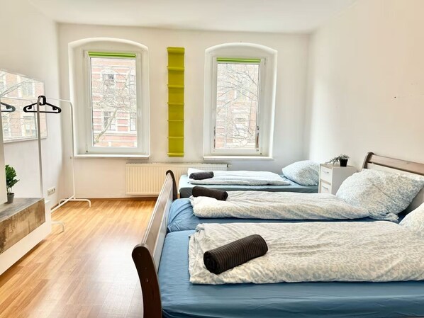 1 bedroom, iron/ironing board, WiFi, bed sheets