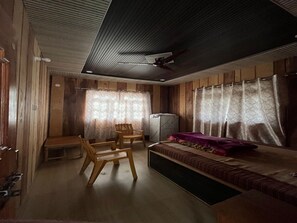 Deluxe-Doppel- oder -Zweibettzimmer, Bergblick
